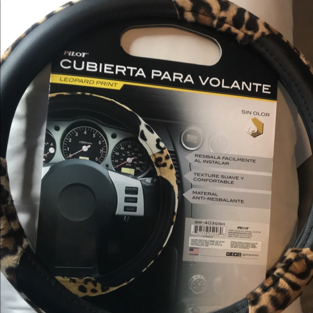 Leopard Print Steering wheel cover